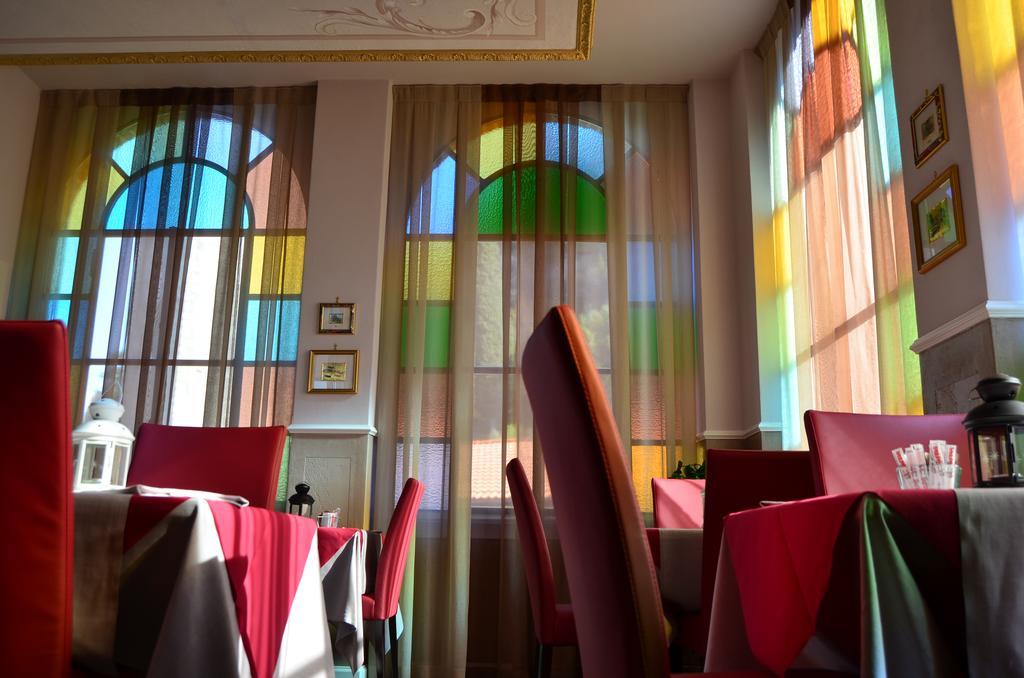 Michelangelo B&B Varenna Eksteriør billede